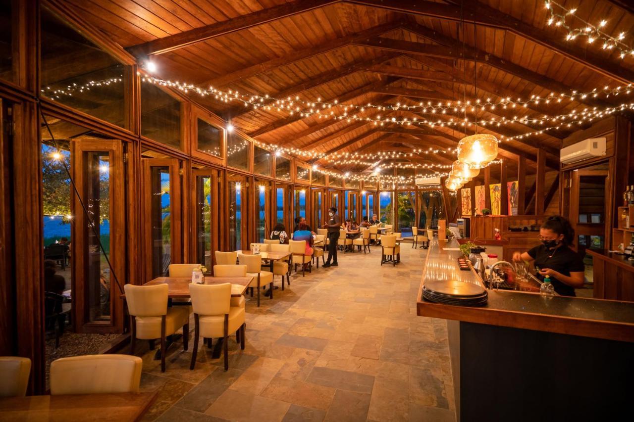 Houttuyn Wellness River Resort Парамарибо Екстериор снимка