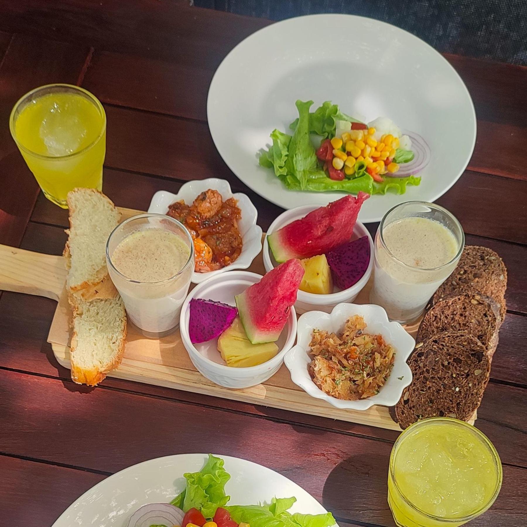 Houttuyn Wellness River Resort Парамарибо Екстериор снимка
