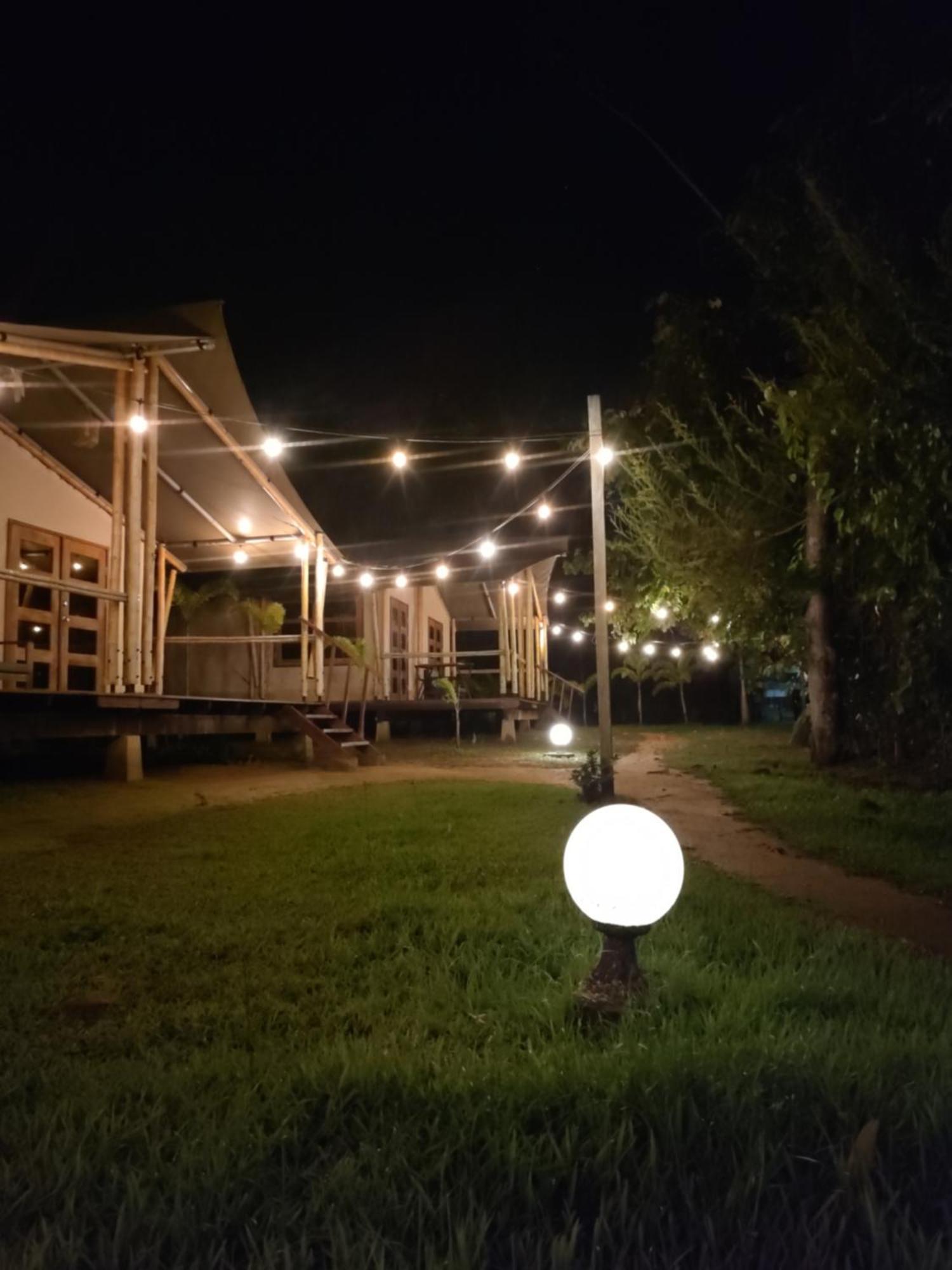 Houttuyn Wellness River Resort Парамарибо Екстериор снимка