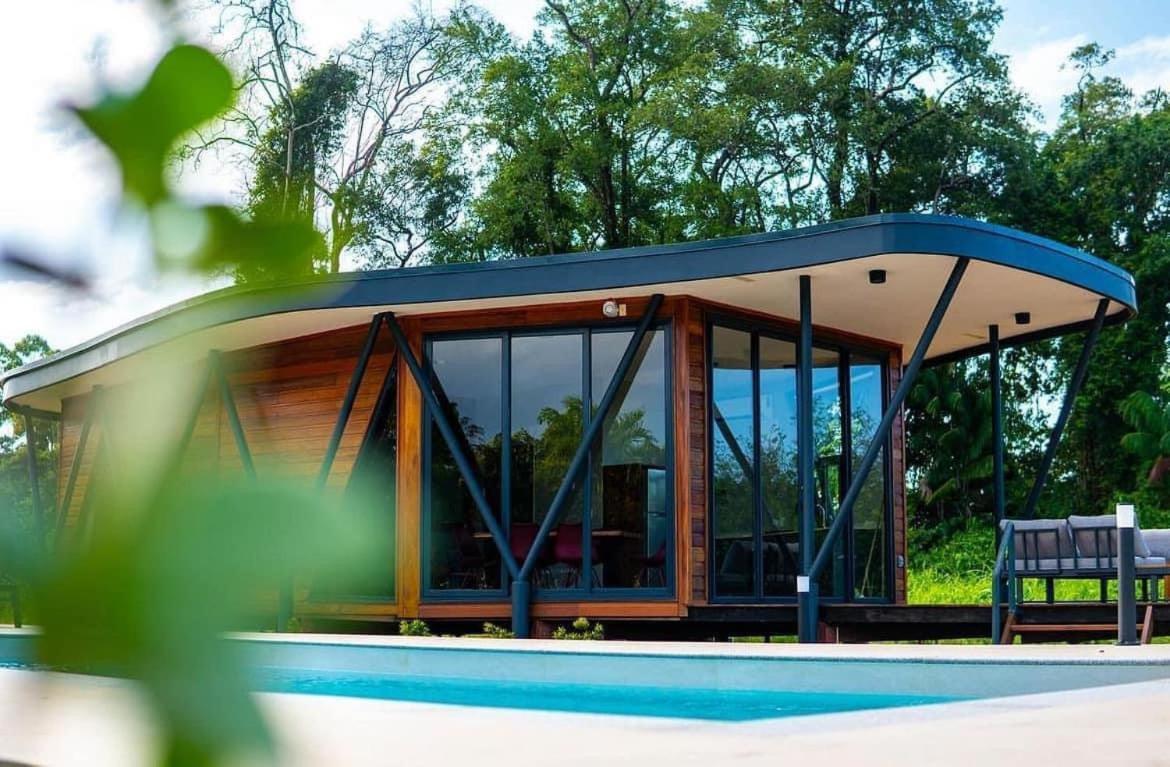 Houttuyn Wellness River Resort Парамарибо Екстериор снимка